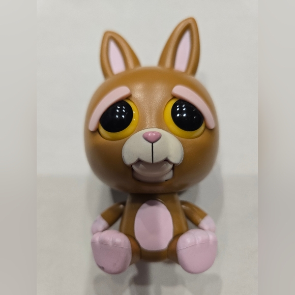 Feisty Pets Vicky Vicious 4" Figure - Picture 6 of 10